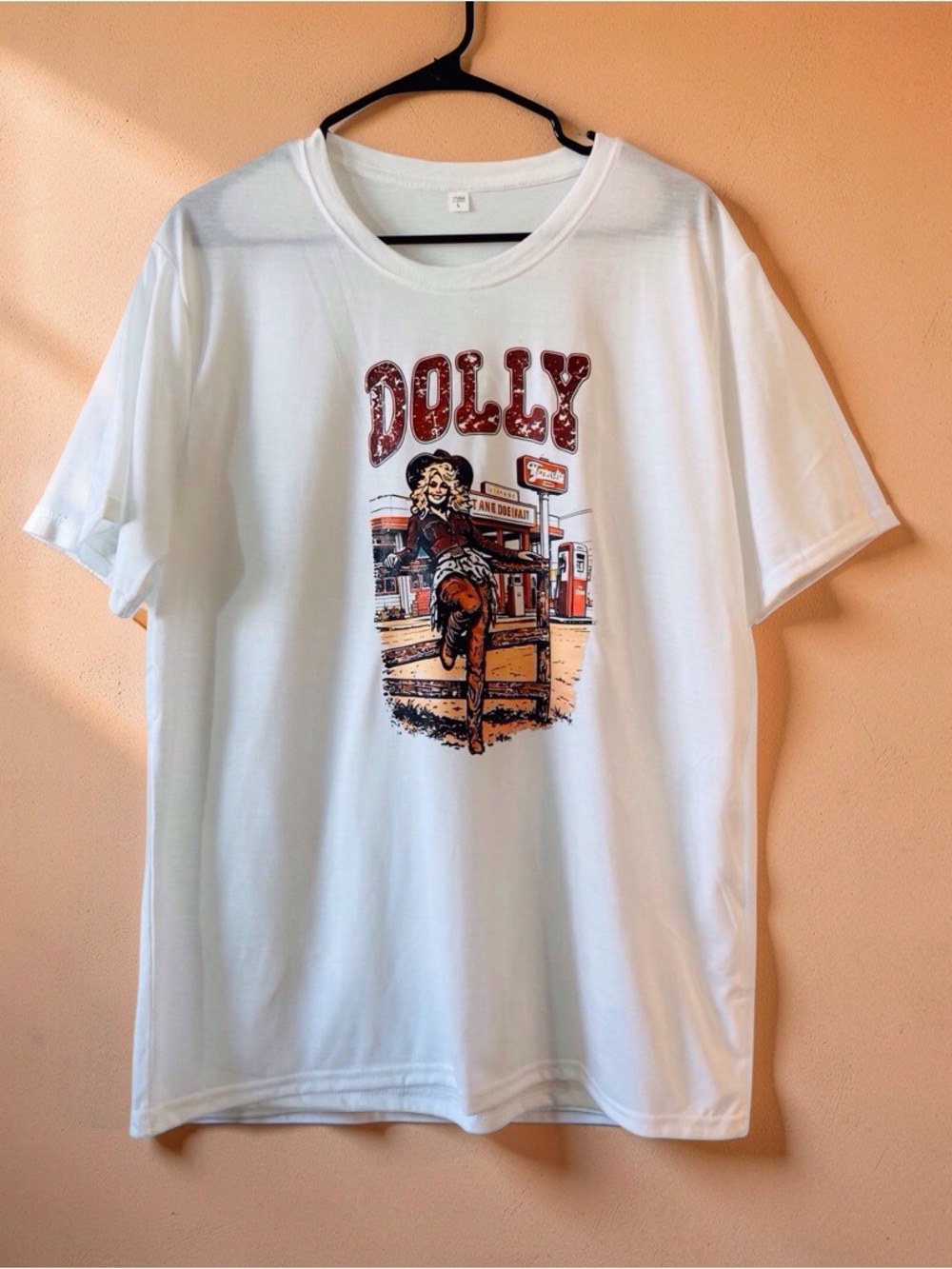 Dolly Western Cowgirl Graphic Tee White Rodeo Country Shirt Size L NWOT